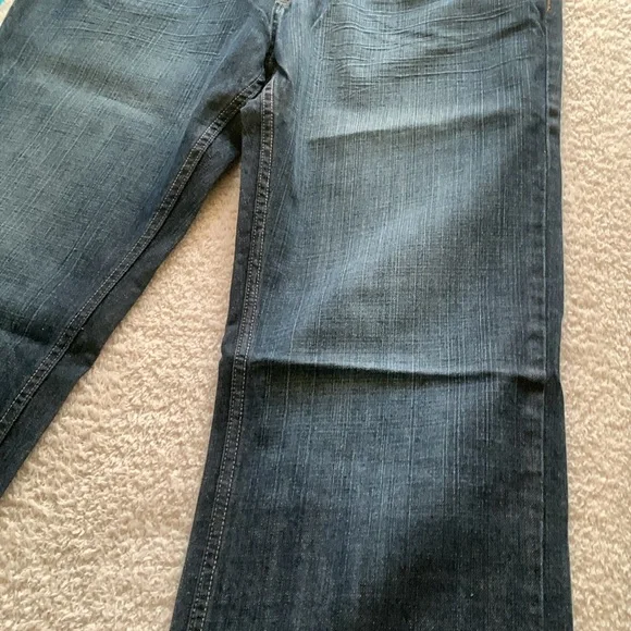 Perry Ellis jeans. 36x30 - Picture 6 of 8